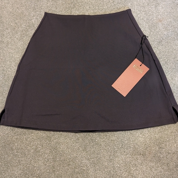 NWT Girlfriend collective Moon Sport Skort - Picture 2 of 4